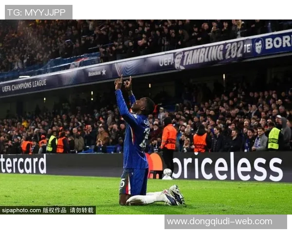 世界杯惊天冷门那不勒斯逆转切尔西5-1全场沸腾 世界杯惊天冷门那不勒斯逆转切尔西5-1全场沸腾