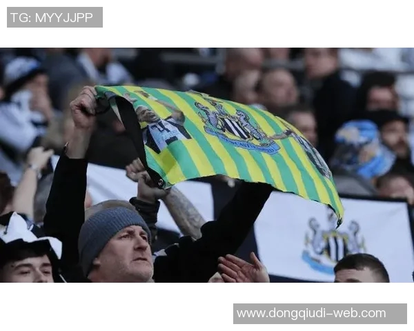 欧联杯焦点战本菲卡与切尔西互交白卷红牌事件引发全场热议