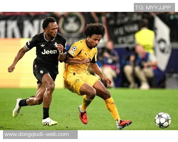 足总杯精彩对决那不勒斯与多特蒙德点球大战引发热议与转会传闻